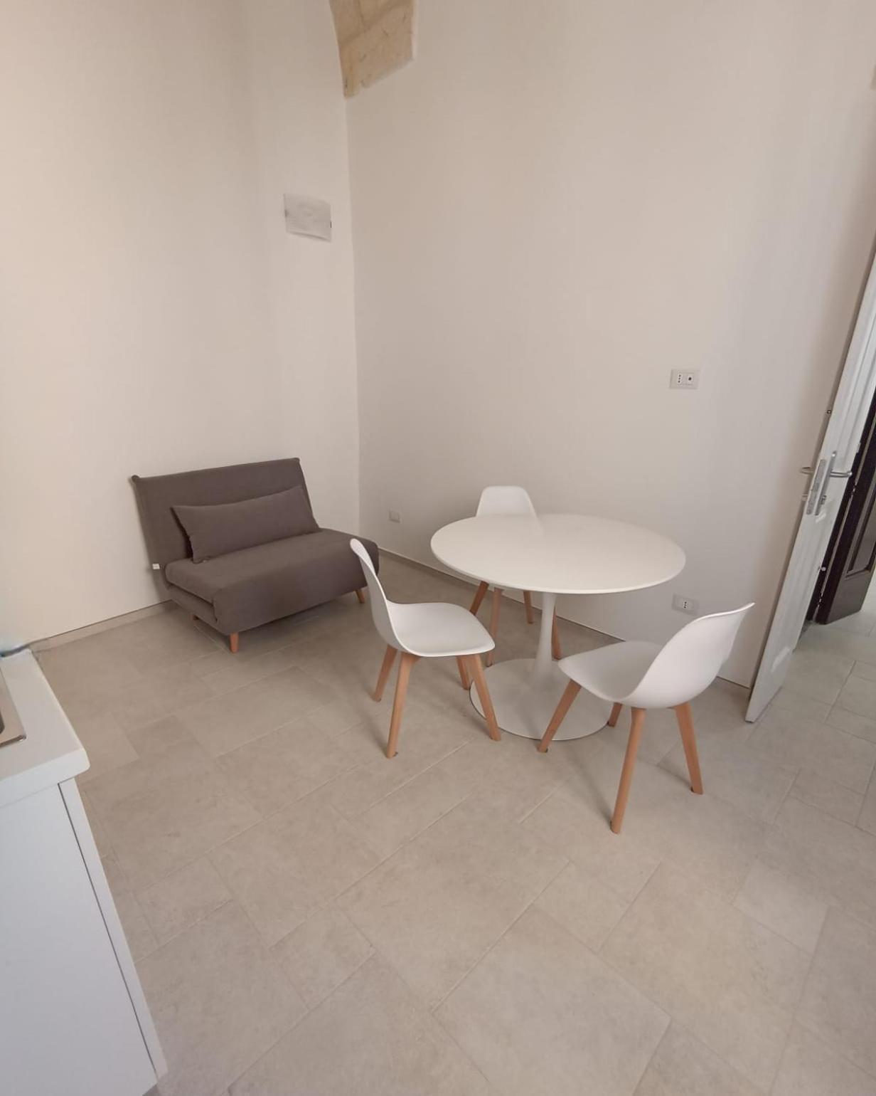 Casa Sole Apartment เลชเช ภายนอก รูปภาพ
